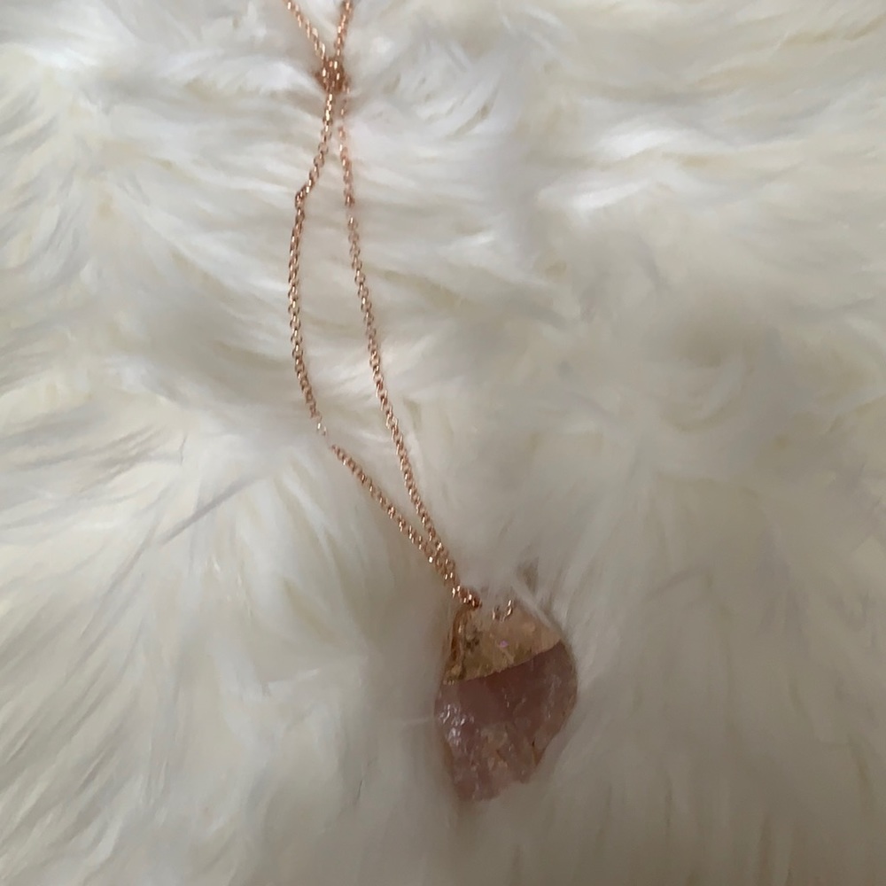 Gold chain necklace